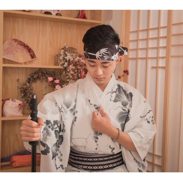 Kimono Japonais Fleuri Blanc Cassé-2.jpg