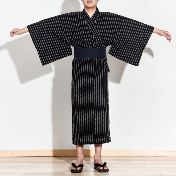 Yukata Homme Traditionnel avec Rayures-1.jpg