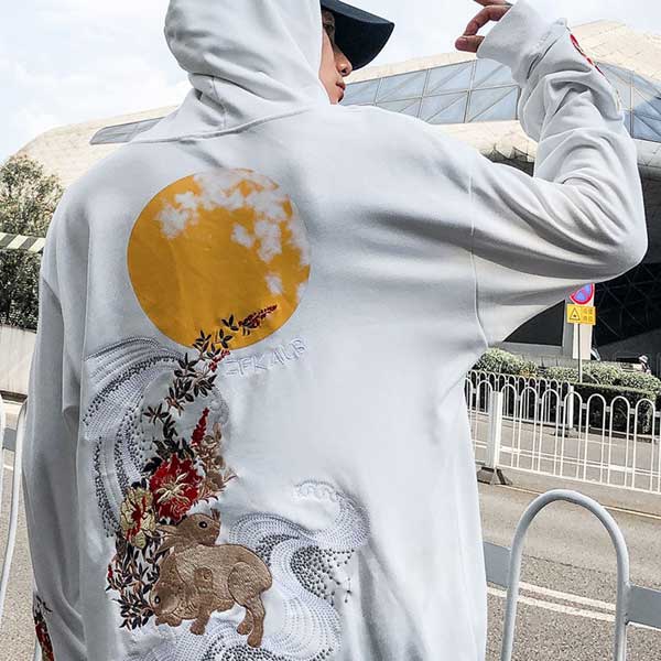 Sweat japonais lapin lunaire-5.jpg