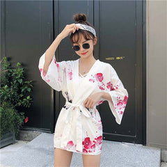 Veste kimono motif Geisha japonaise-3.jpg
