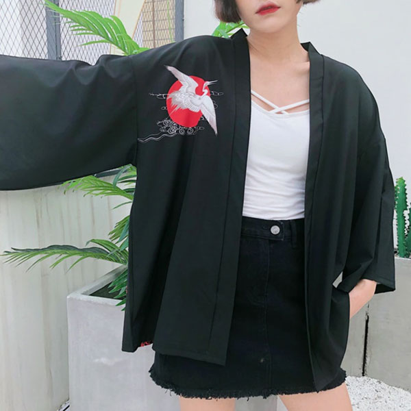 Veste Haori pour femme Akai Tsuru-2.jpg