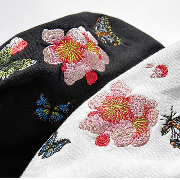 Hoodie papillons japonais-11.jpg