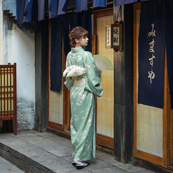Kimono japonais femme vert-2.jpg