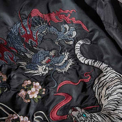 Sukajan veste style bomber japonais Tora-10.jpg