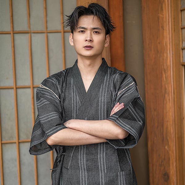 Jimbei japonais pour homme gris à rayures-2.jpg