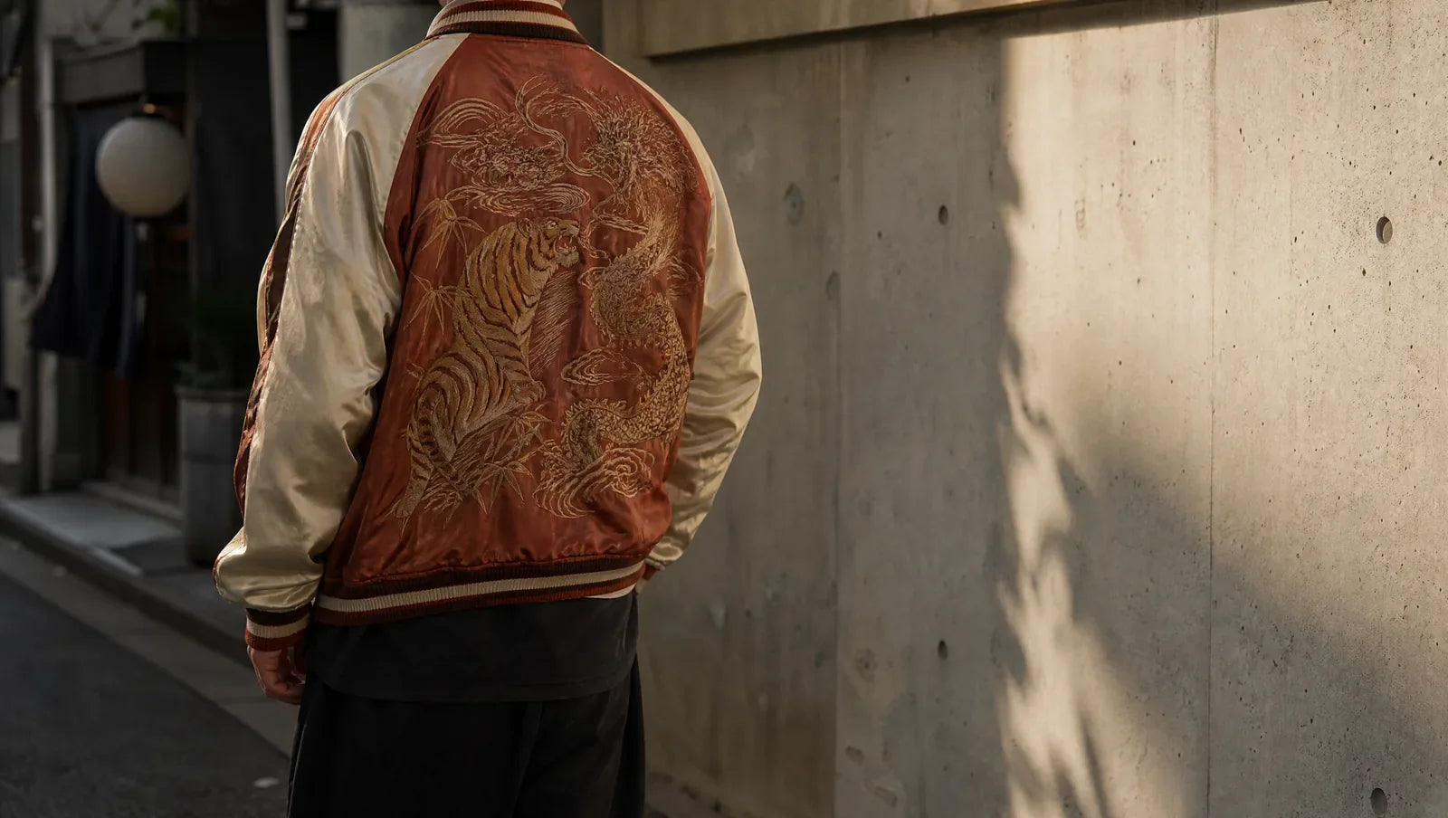 Streetwear japonais : codes graphiques, silhouettes et marques canoniques