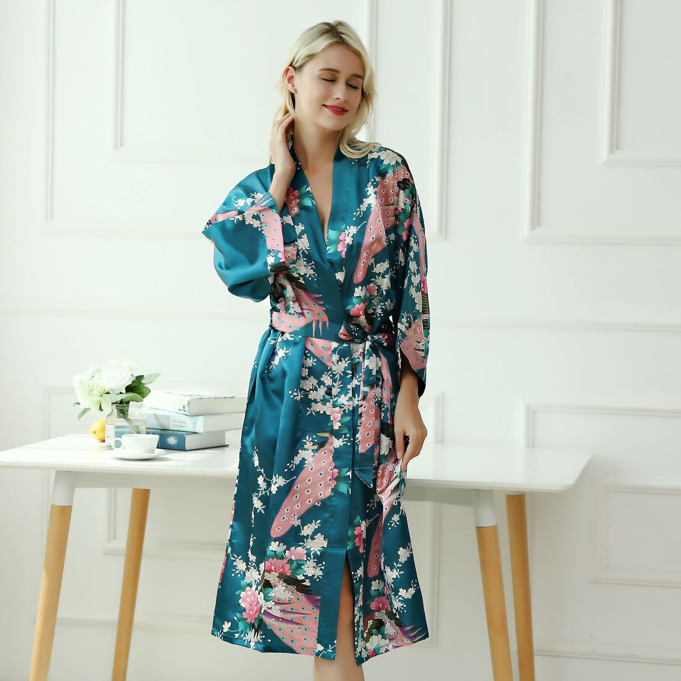 Peignoir Kimono à Motif Paon, coloris Bleu marine