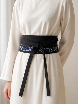 Ceinture obi japonaise brodée nuages
