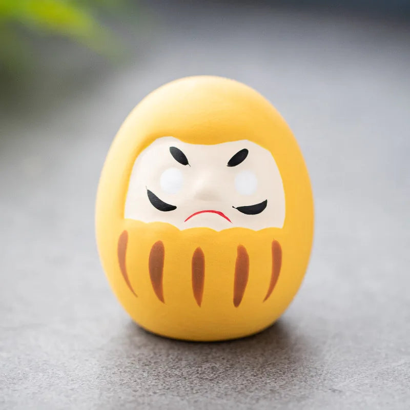 Figurine daruma japonaise porte-bonheur