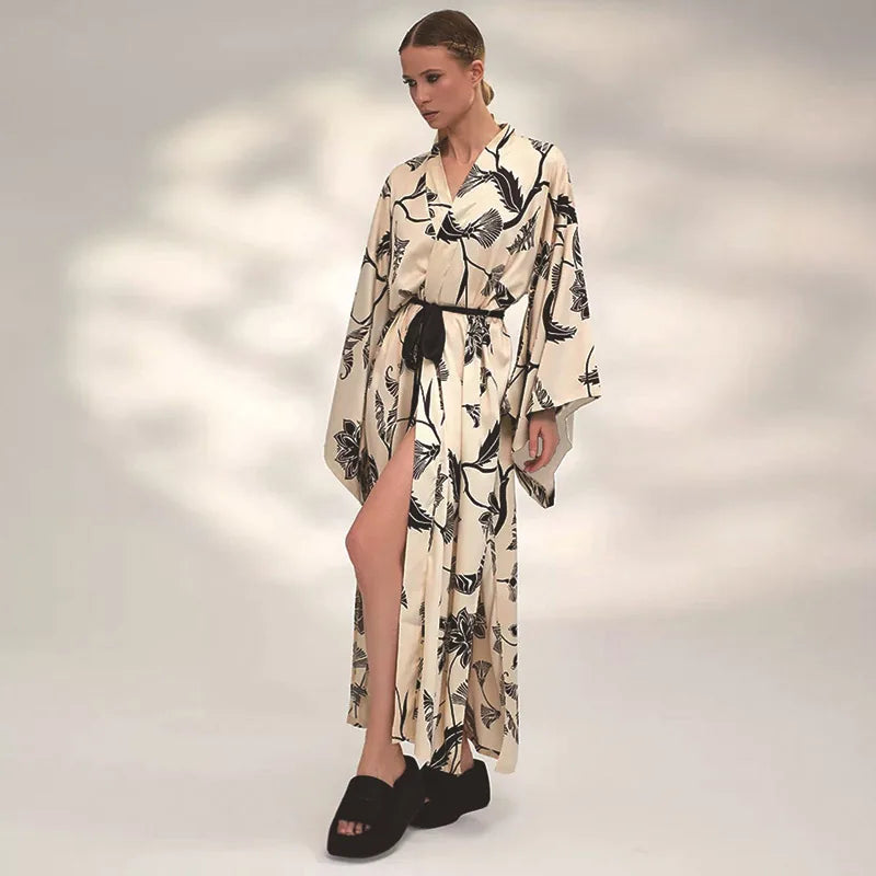 Kimono femme fleuri élégant
