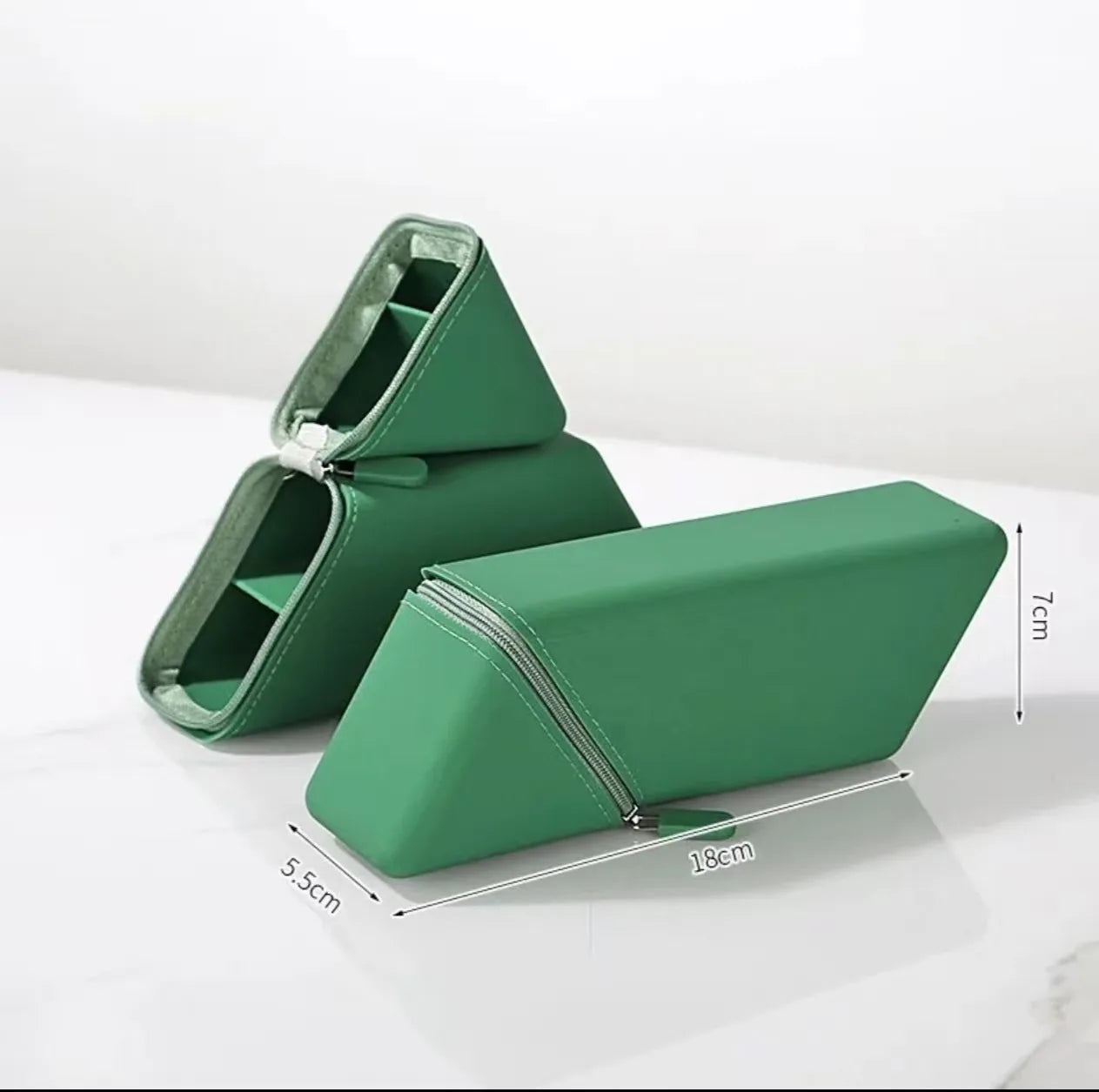 Trousse Porte-Stylos Triangulaire en Silicone