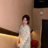 Robe kimono japonaise motif floral