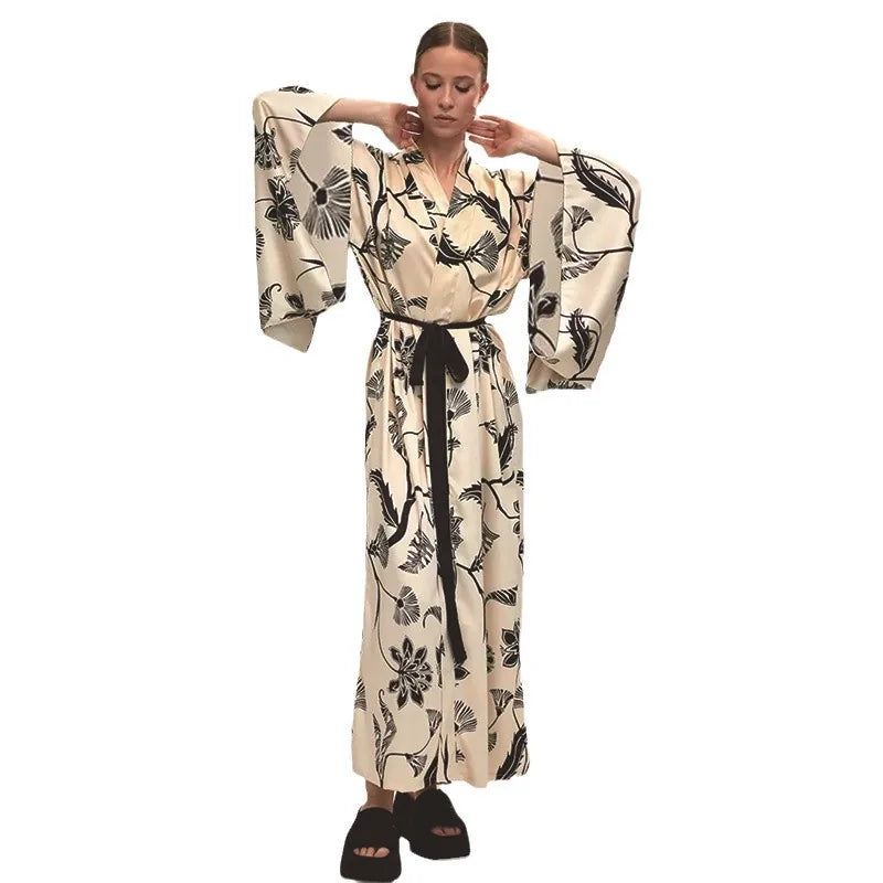 Kimono femme fleuri élégant