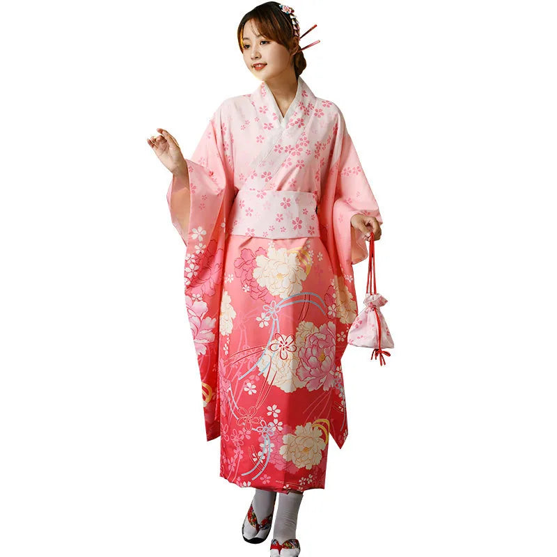 Robe kimono longue satinée fleurie