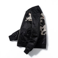 Blouson sukajan brodé loup et vagues
