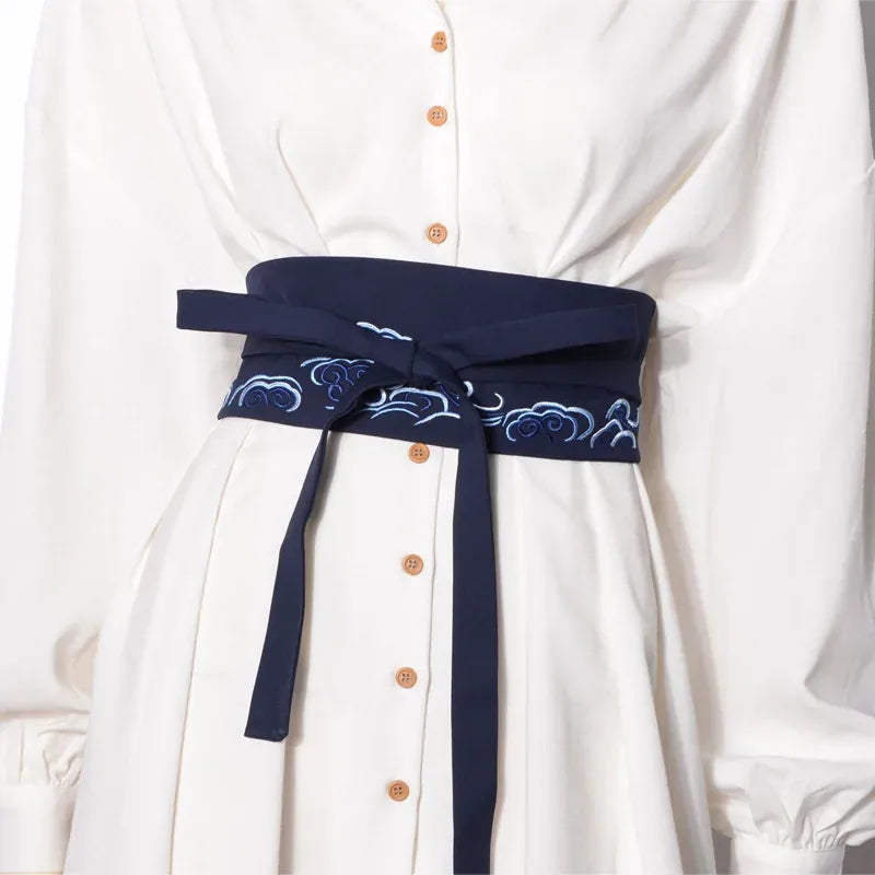 Ceinture obi japonaise brodée nuages