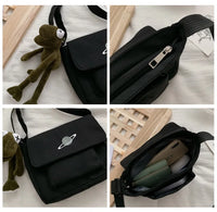 Sac bandoulière carré motif planète