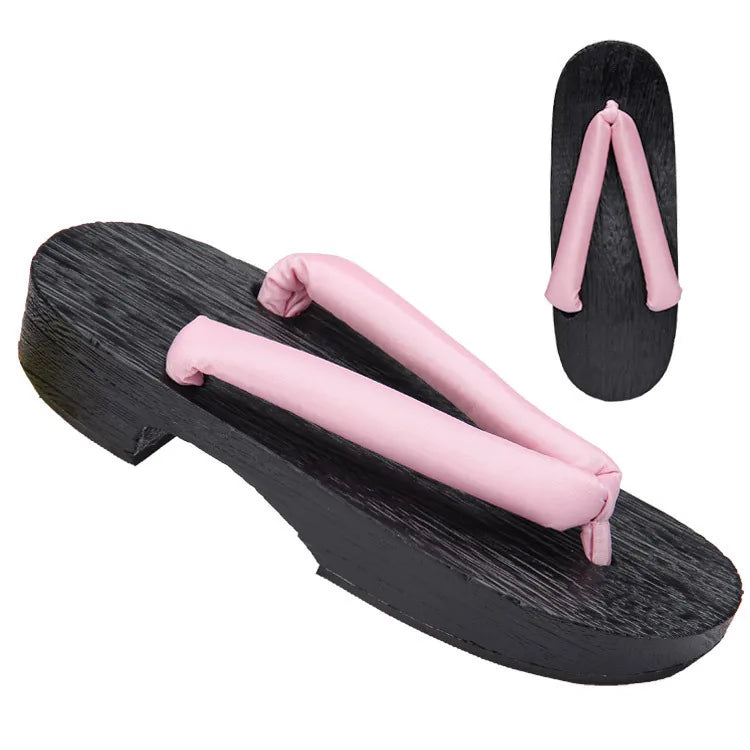 Chaussures japonaises geta en bois