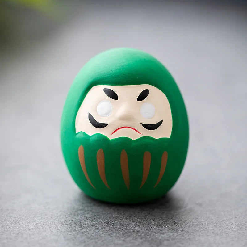 Figurine daruma japonaise porte-bonheur