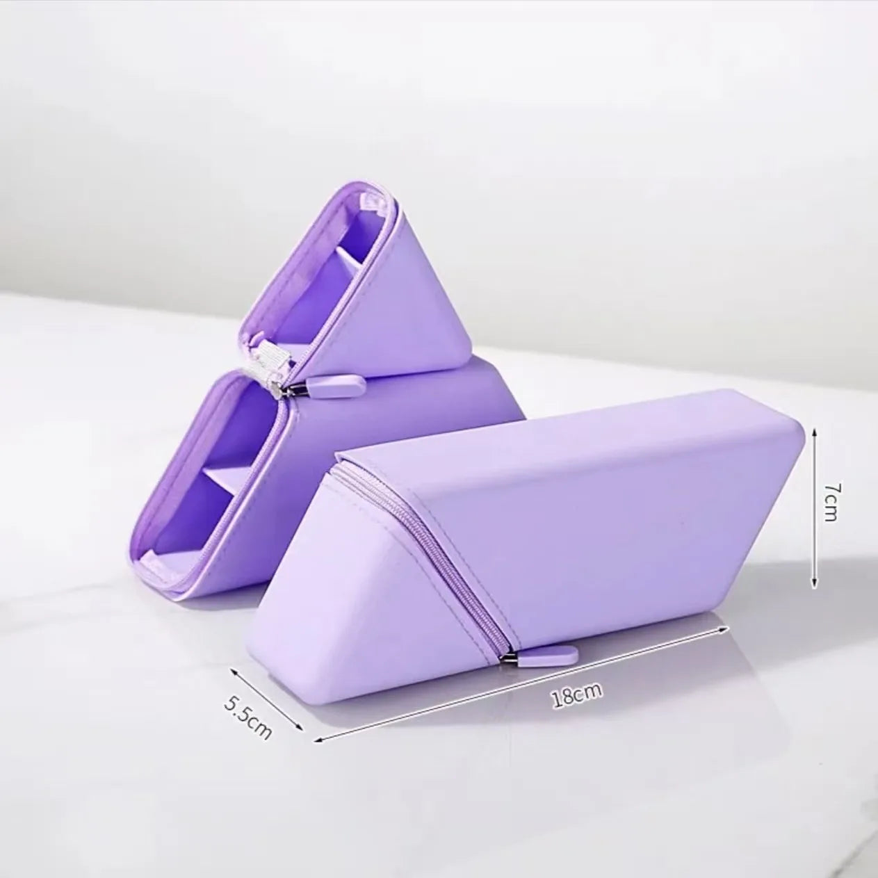 Trousse Porte-Stylos Triangulaire en Silicone