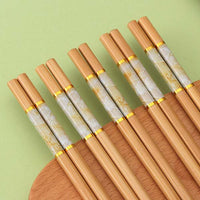 Baguettes japonaises en bois clair-4.jpg