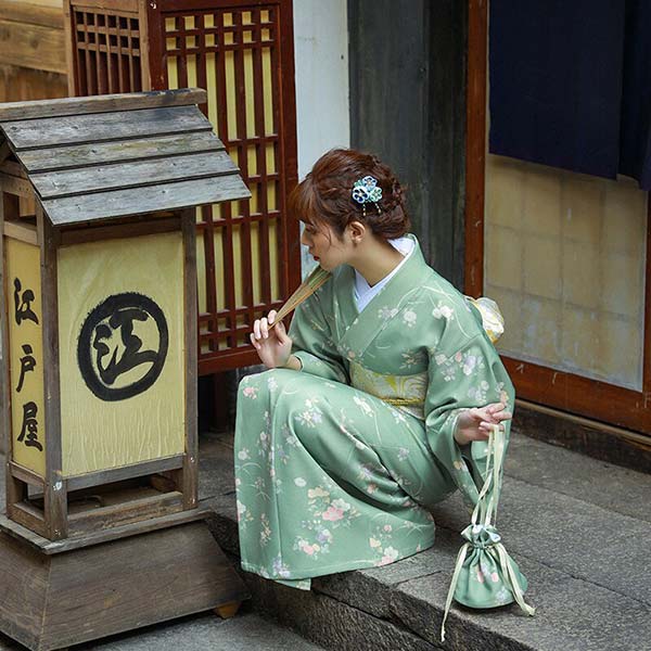 Kimono japonais femme vert-1.jpg