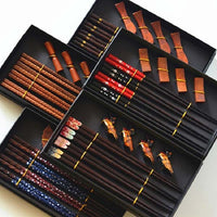 Coffret de Baguettes japonaises en bois foncé-2.jpg