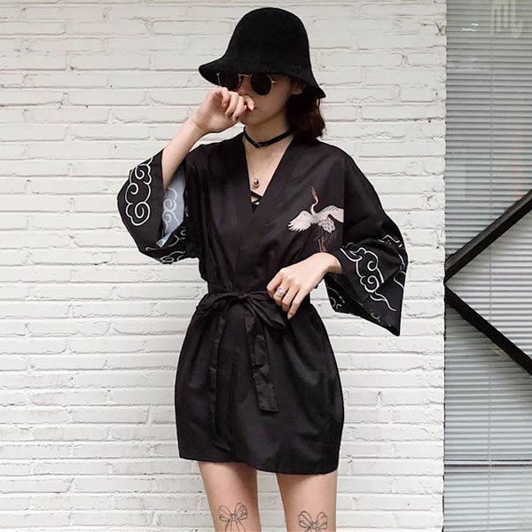 Kimono court noir motif grues-4.jpg