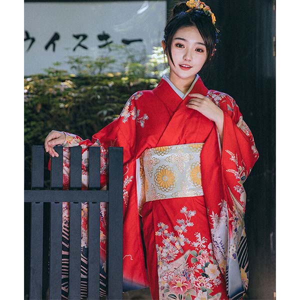 Kimono traditionnel japonais femme-1.jpg