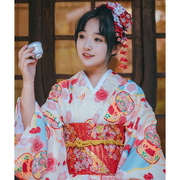Yukata traditionnel japonais coloré femme