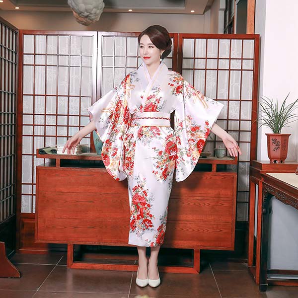 Kimono japonais satiné blanc