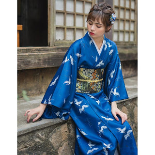Kimono satiné bleu imprimé grues