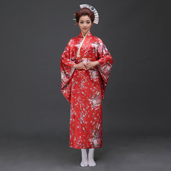 Kimono satiné style japonais rouge-0.jpg
