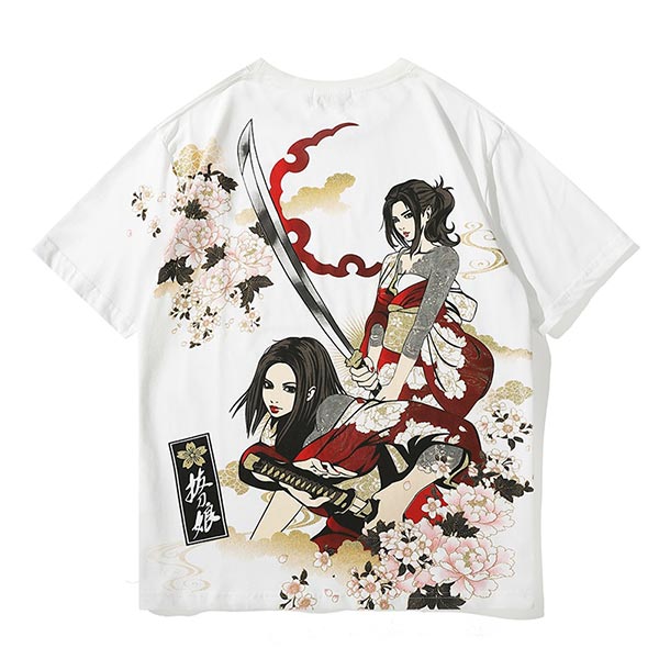 T-shirt guerrières japonaises et Katanas-2.jpg