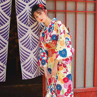 Kimono femme traditionnel japonais Haru-2.jpg