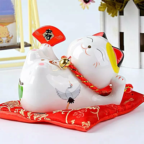 Tirelire Maneki Neko couché