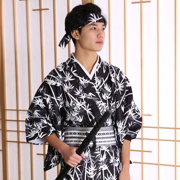 Kimono Japonais Noir Motifs Bamboo