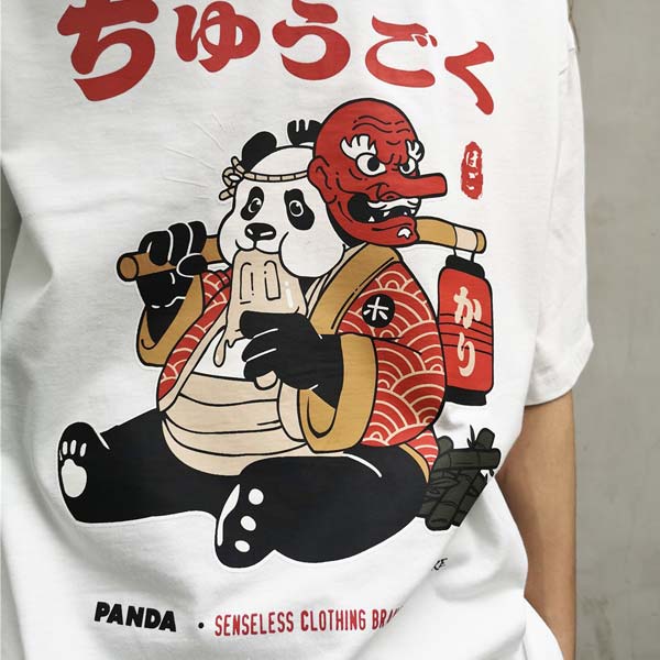 T-shirt japonais panda gourmand-5.jpg