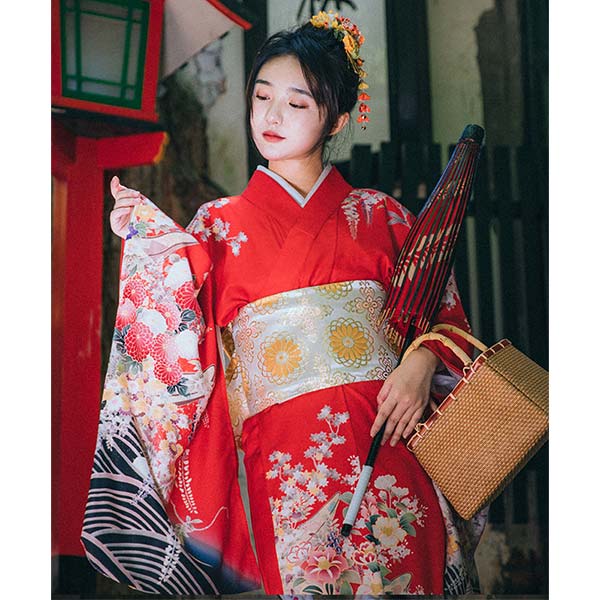 Kimono traditionnel japonais femme-2.jpg
