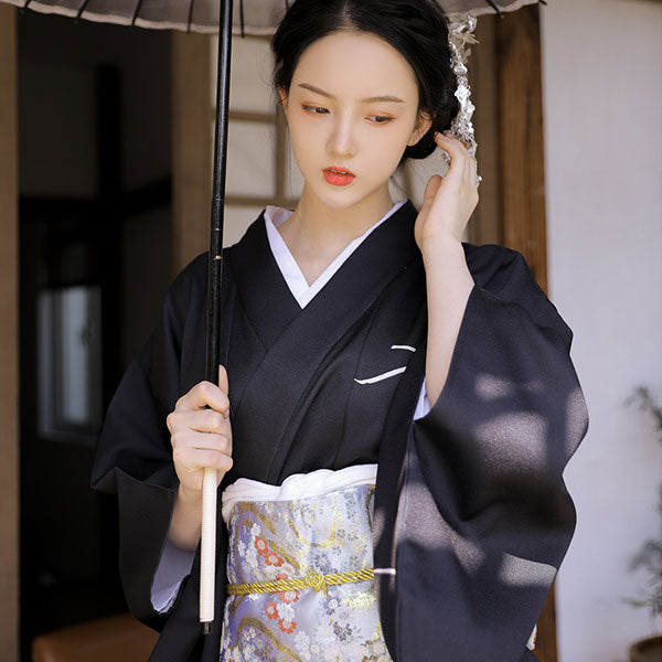 Kimono japonais traditionnel noir-0.jpg