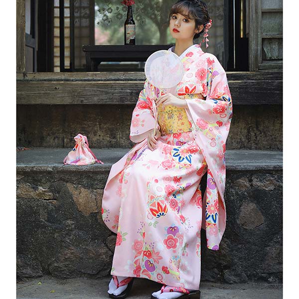 Kimono féminin fleuri rose pastel-5.jpg