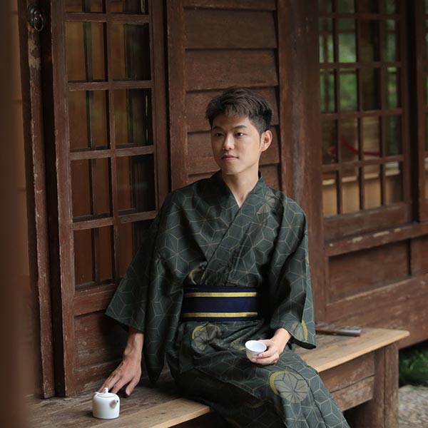 Kimono Homme Traditionnel Vert Géométrie-0.jpg