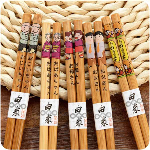 Coffret de baguettes japonaises en bois-3.jpg