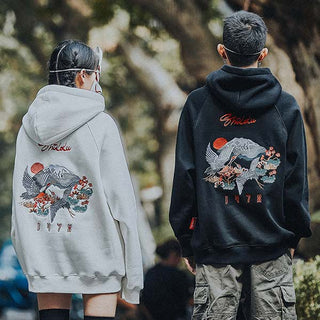 Hoodie paysage japonais brodé