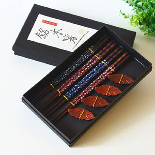 Coffret de Baguettes japonaises en bois foncé